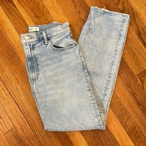 Ultra high rise 90s Straight Jean